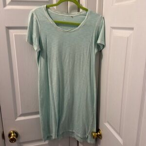 Women’s Tommy Bahama casual short sleeve dress.